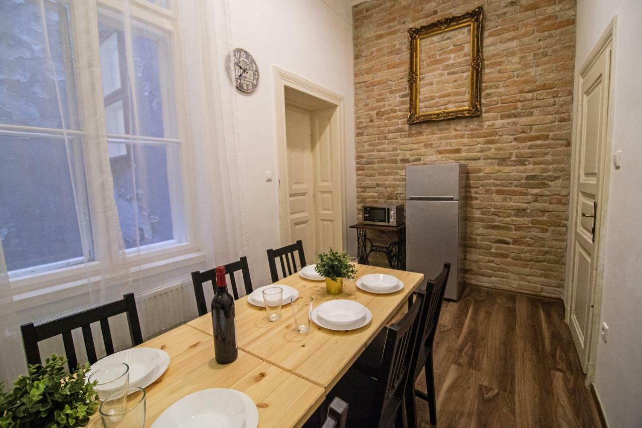 Cheerful And Cozy 2 Bedrooms 2 Bathrooms Apartment With Top Location Budapest Extérieur photo